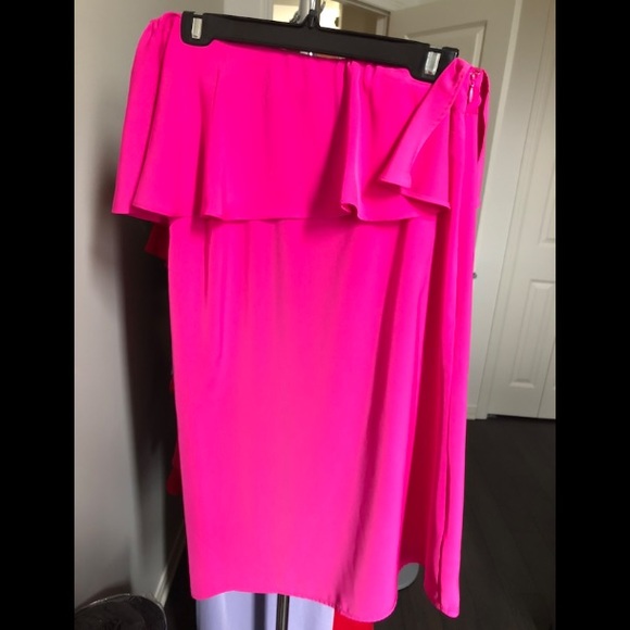 Hot pink dress size 2 - Picture 2 of 2